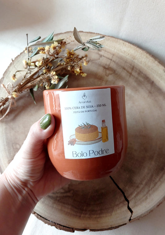 Vela "Bolo Podre"