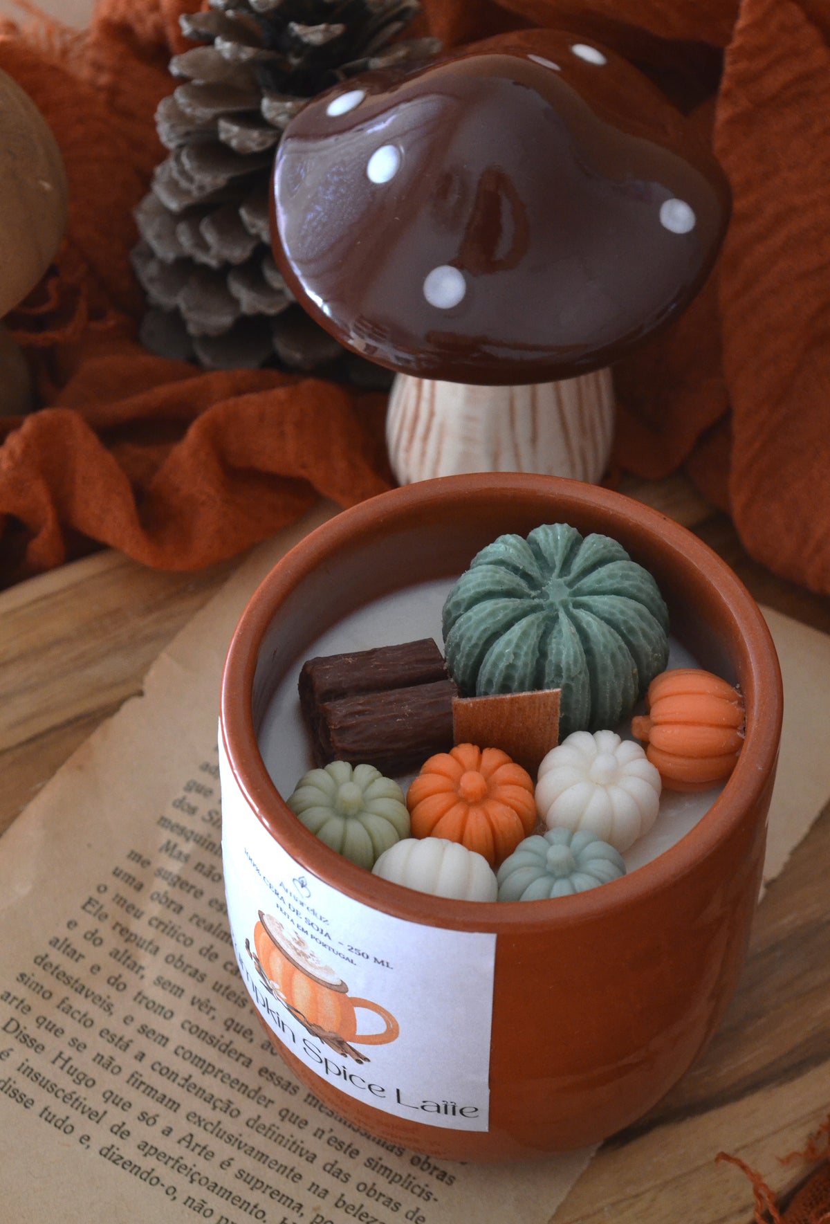 Vela Pumpkin Spice Latte